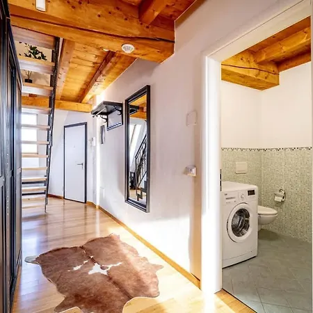 Charming Loft In Prime Location *