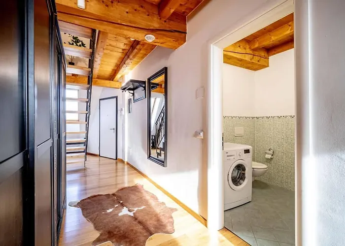 Charming Loft In Prime Location *